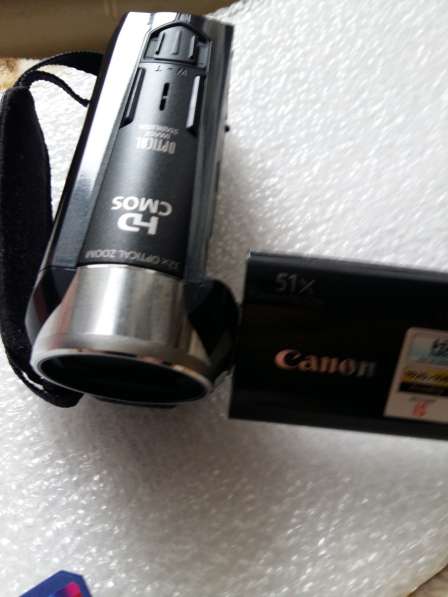 Canon Legria HF R306 в фото 7
