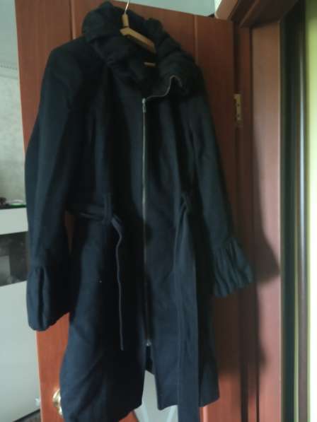 Пальто чёрное р44-46,состояние отличное
