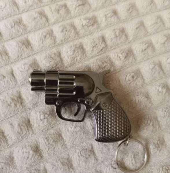 Брелок зажигалка