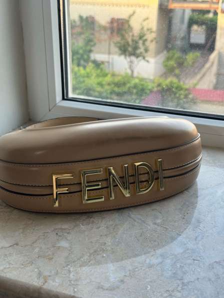 Сумка фенди