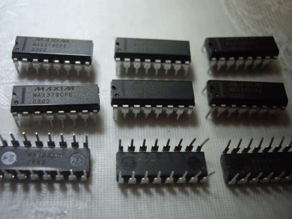 Микросхема MAX379CPE MAXIM в Челябинске фото 8