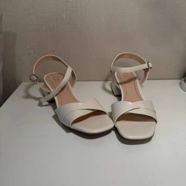 Туфли женские 38 размер