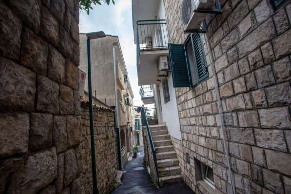 Продается квартира с двумя спальнями в Рафаиловичи в фото 11