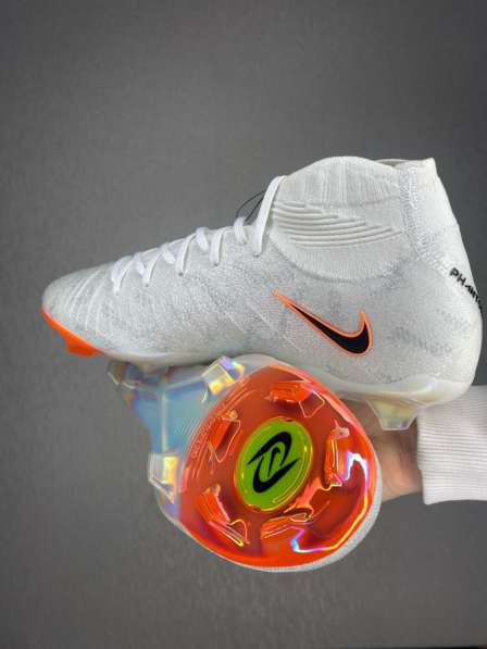 Футбольные бутсы в Москве фото 7