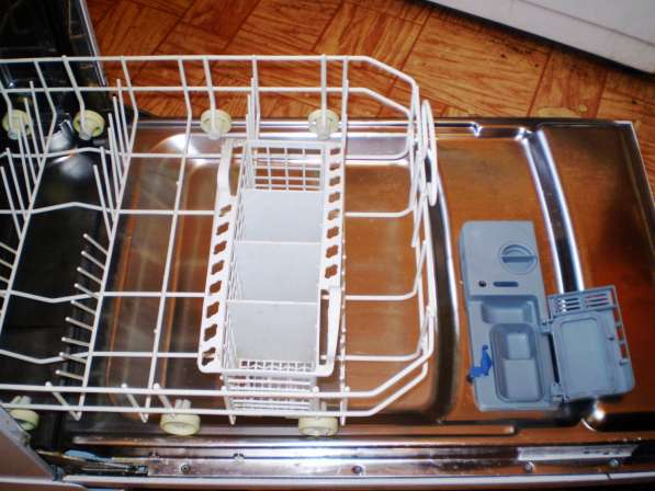 Продаю б/у посудомоечная машина в отличном состоянии в Чебоксарах фото 4