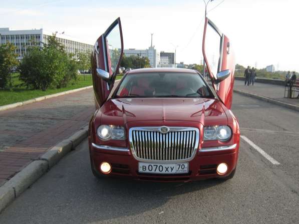 Прокат лимузина Chrysler 300C в Томске фото 12