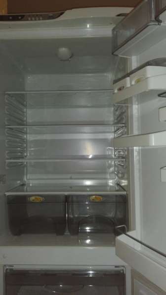 Холодильник Атлант б/у в фото 3