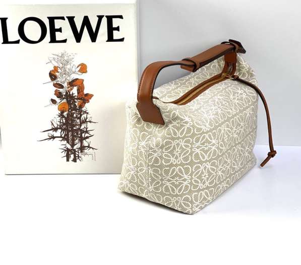 Крутая женская сумочка Loewe в Москве фото 8