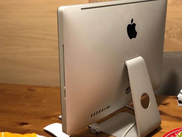 Apple iMac 21’5, 2010 в Москве фото 6