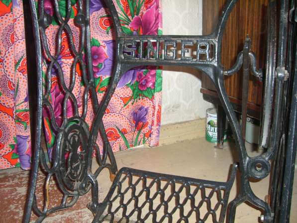 Столик на станине SINGER в г. Алапаевск в Нижнем Тагиле