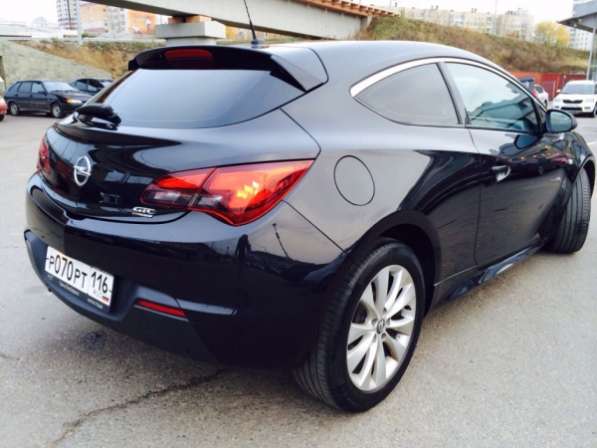 Opel Astra (2012), продажав Казани