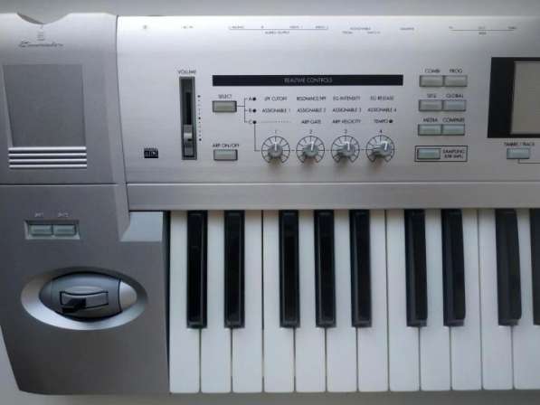 Синтезатор Korg Triton Le в Казани фото 16