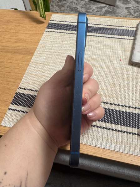 Продам айфон 13 в Москве