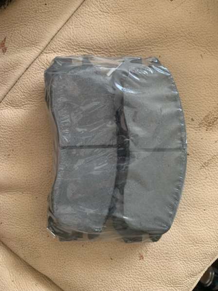 Тормозные колодки передние в Ивантеевка фото 3