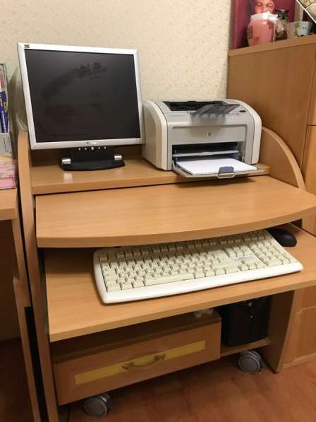 Компьютерный стол в Казани
