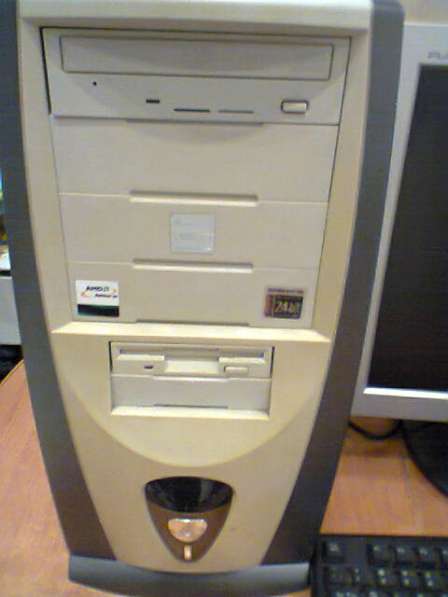 Монитор LG Flatron L1730S в Москве фото 7