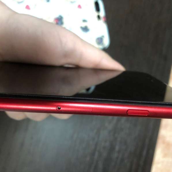 IPhone 8 Plus red в Москве фото 4