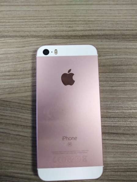 IPhone SE 1 поколения в Москве фото 3