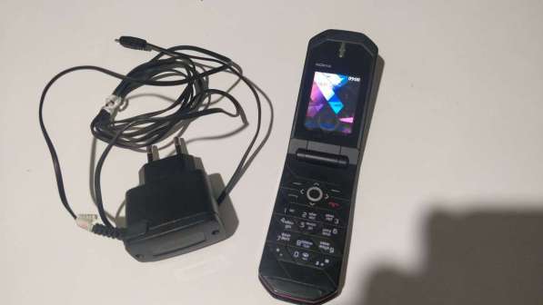 Мобильный телефон Nokia 7070 Prism