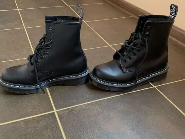 Dr Martens белая строчка в Санкт-Петербурге фото 3