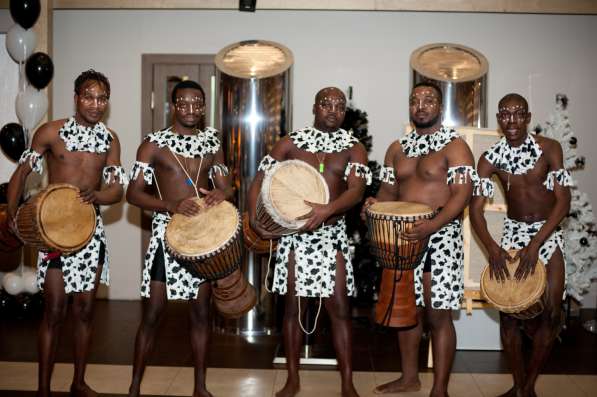 Африканской шоу-группой "Килиманджаро" в Москве