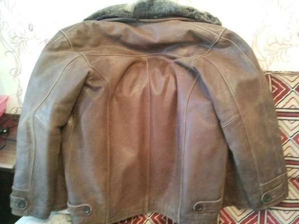 Продам кожаная мужскую куртку в Челябинске
