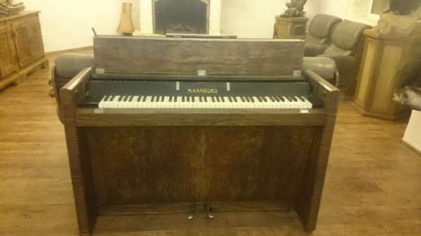Старинное пианино