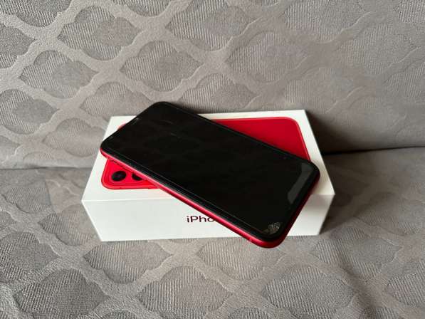 IPhone 11 red 128 gb в Москве