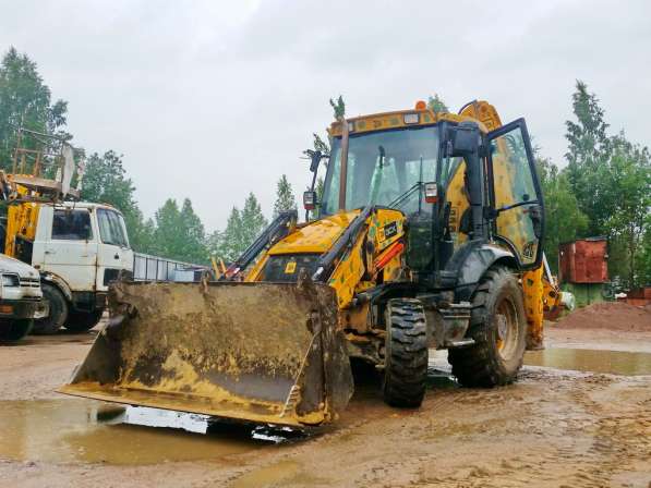 Экскаватор-погрузчик JCB 3CX б/у в Санкт-Петербурге фото 7