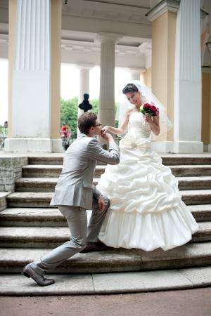 Шикарное Свадебное платье + фата в Санкт-Петербурге