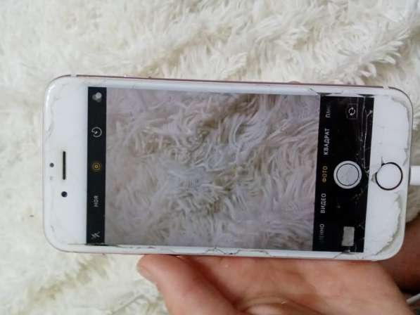 Айфон 6s,64гб.Разбито только защитное стекло настоящее целое в Благовещенске