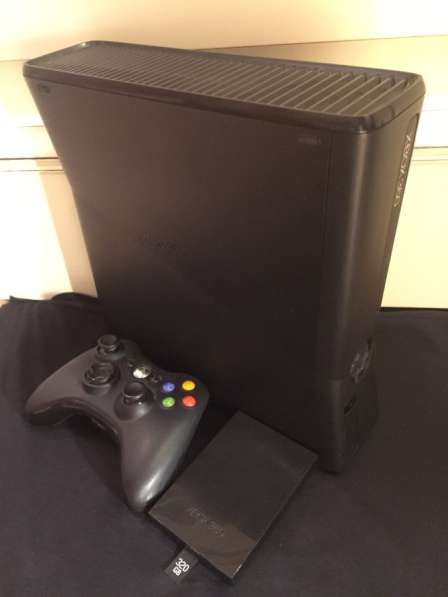 Xbox 360S 320 gb