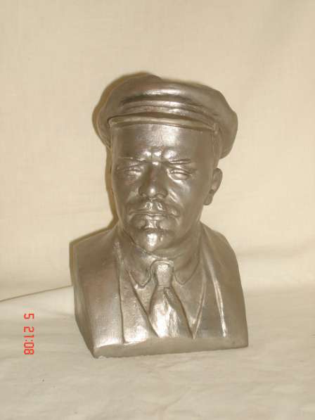 Бюст В. И. Ленина. Скульптор Н. Баганов,1979 год