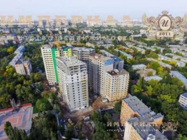 Продам трехкомнатную квартиру в г.Самара.Жилая площадь 120,60 кв.м.Этаж 3.Дом монолитный. в Самаре