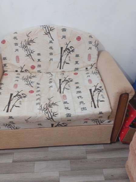 Продаю кресло н/р, мини диван и шкаф в Саранске фото 6