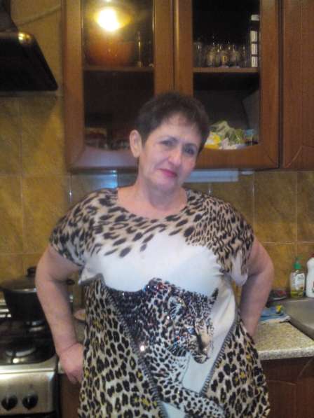 Елена, 59 лет, хочет пообщаться