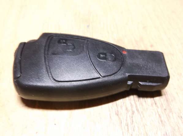 Mercedes Benz Sprinter, Vito чип ключ 2 кнопки в Волжский фото 6