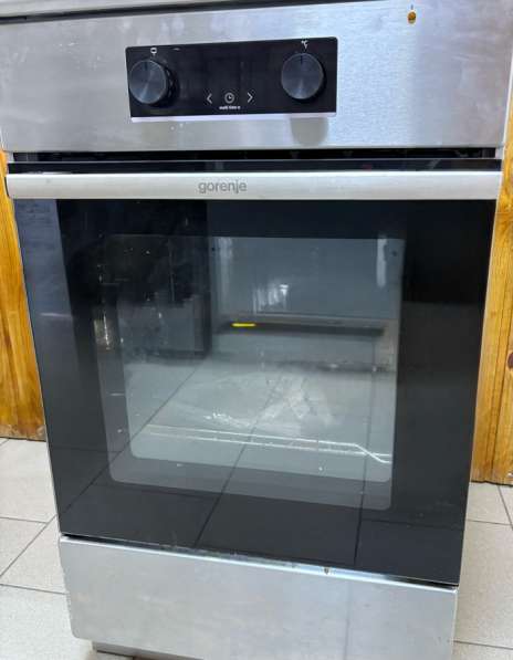 Продам электрическую плиту GORENJE в Комсомольске-на-Амуре