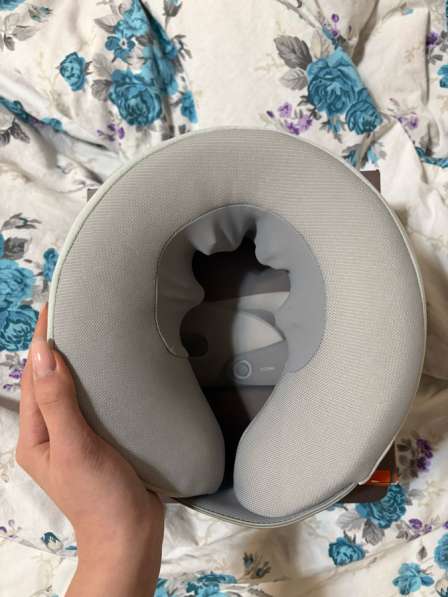 Масажер для шеи Bork в Санкт-Петербурге