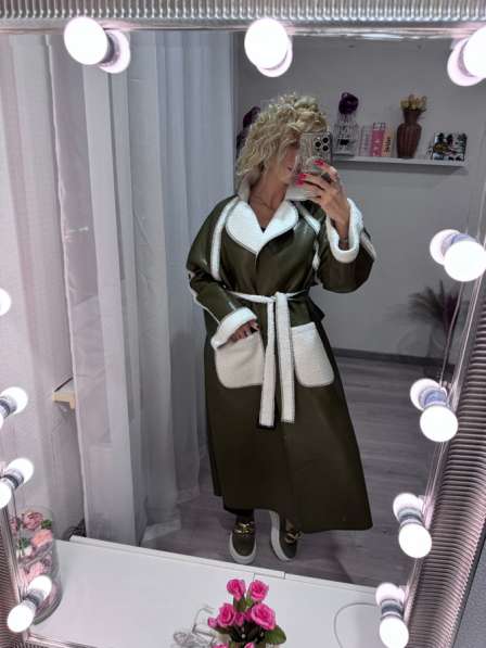 Тонкий плащь оверсайз