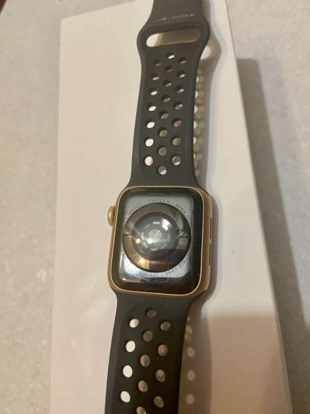 Apple Watch 5 40 mm в Санкт-Петербурге