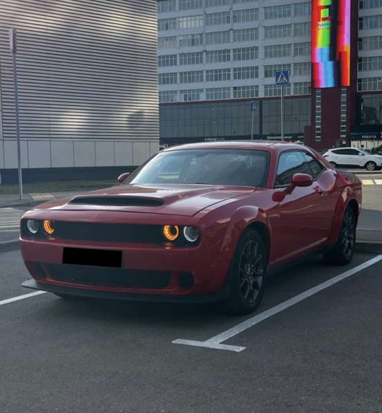 Аренда DODGE Challenger для съемок