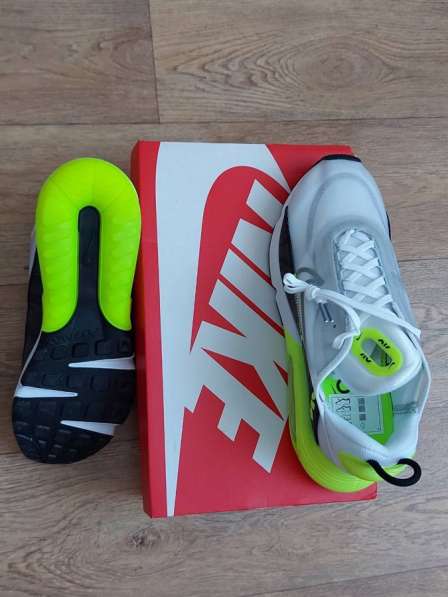 Nike кроссовки в Перми