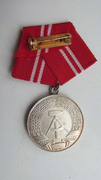Медаль 15 лет вылуги ГДР Германия в Оренбурге