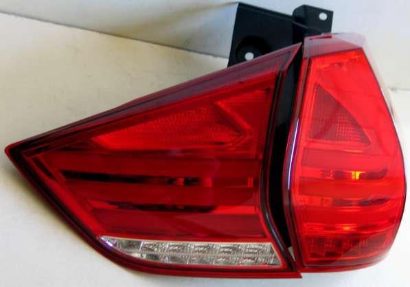 Тюнинг фонари задняя оптика Nissan X-Trail T32 в фото 6