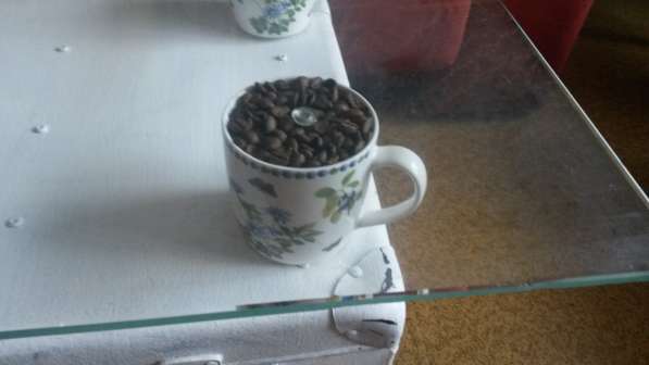 Кофейный стол из винтажного чемодана в Москве