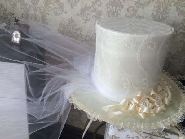 Свадебные украшения ,шляпы ,цветы ,клач,колье ,коронка в Москве фото 8