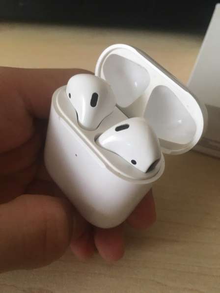 Наушники AirPods в Тюмени