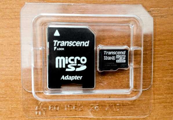 Карты памяти Micro SDHC, SD-адаптер и адаптеры Sony