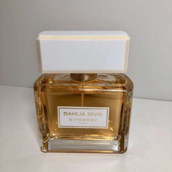 Парфюмерная вода Givenchy Dahlia Divin eau de Parfum, 75 мл